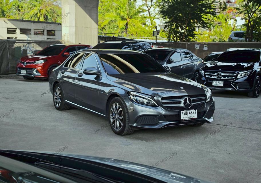 Mercedes Benz C350e Avangarde Plug-in Hybrid W205 ปี 2017 รูปที่ 2