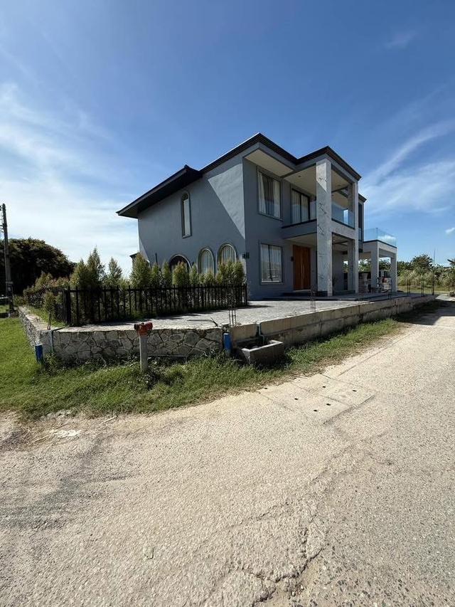 ขายบ้านเดี่ยวหรู 400ตรว.(เหมาะสำหรับครอบครัวใหญ่) (โซนแหลมฉบัง ศรีราชา) 8