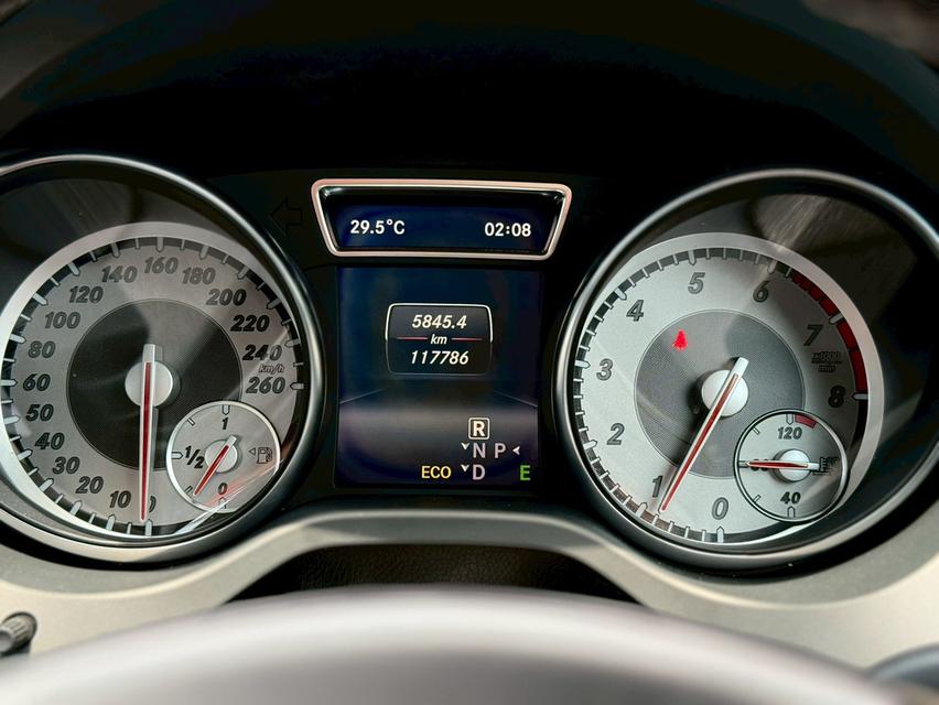 ปี 2014 BENZ GLA-CLASS, 200 8