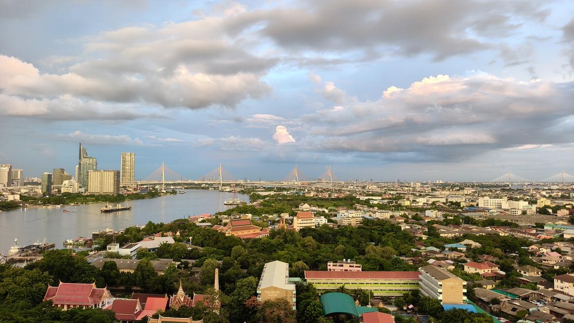 Condo Chapter One Modern Dutch 29.sq.m. renovated panorama river view & Bhumipol Bridge 1