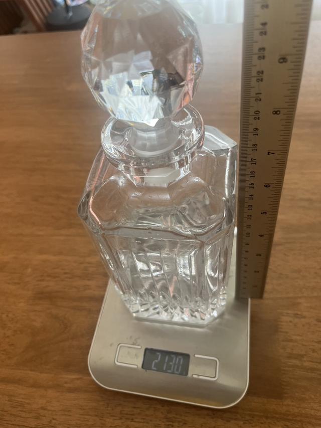 Bohemia Crystal Whisky Decanter แท้ จากเช็ก คริสตัลเจียระไนทั้งใบ