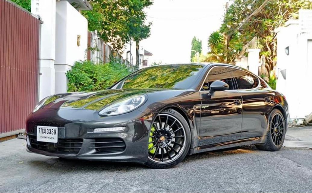 Porsche Panamera S 3.0 E-Hybrid ปี 2015 3