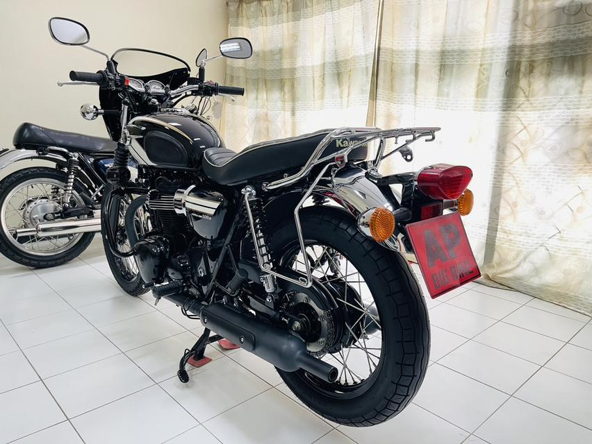 W800SE/2022 6