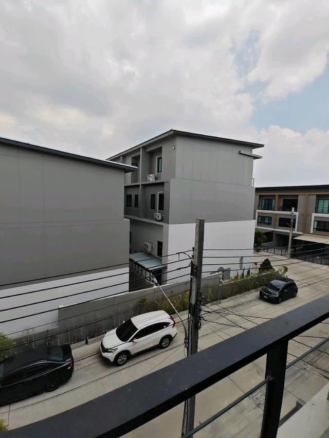 🏡⭐ ให้เช่าด่วน! ทาวน์โฮม 3 ชั้น Premium Place พหลโยธิน-รามอินทรา (ถ.เทพรักษ์) 4 นอน 3 น้ำ 220 ตร.ม. ใกล้ BTS สายหยุด 🚆 14