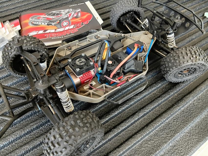 รถบังคับไฟฟ้า เท็คทรัคสลาค 4×4 6