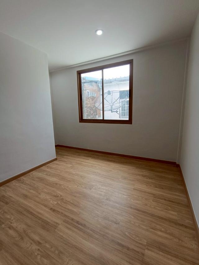 ขายทาวน์เฮาส์ 2 ชั้น สไตล์มินิมอล ซอยอ่อนนุช 48 บ้านรีโนเวทใหม่ทั้งหลัง ตกแต่งสวยน่าอยู่ (N.1943) 6