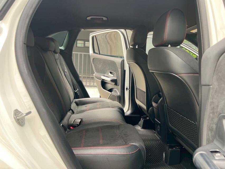 Mercedes Benz GLA200 AMG รูปที่ 13