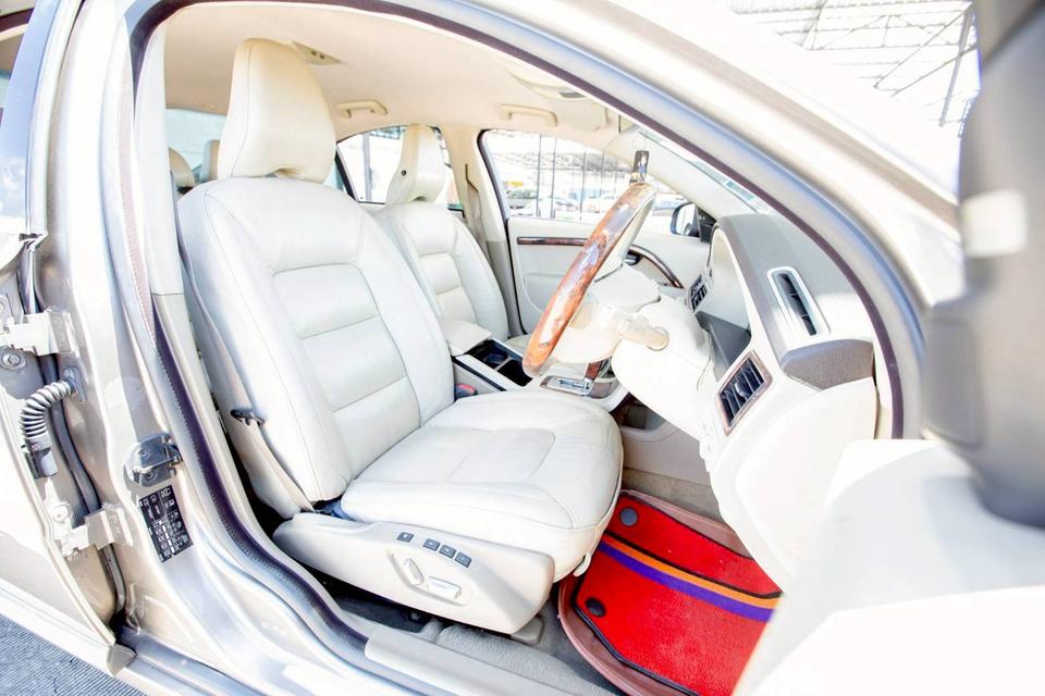 Volvo S80 2.5 FT Auto ปี 2010 สีน้ำตาล 12