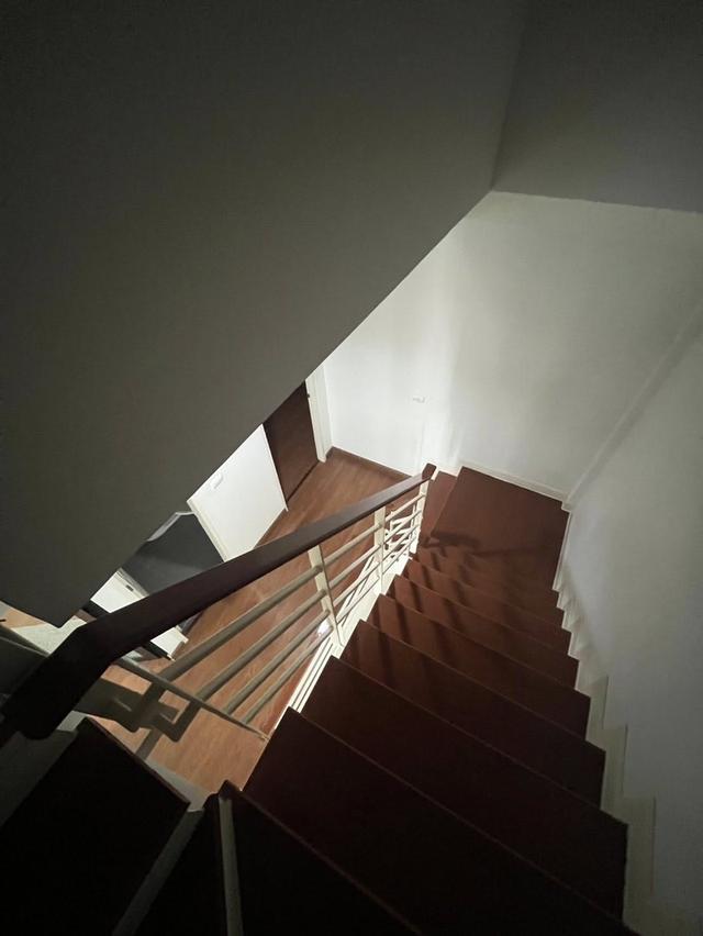 🏢✨ ให้เช่าด่วน! ทาวน์โฮม 3 ชั้น Trio ร่มเกล้า 197 ตร.ม. 2 นอน 3 น้ำ ธุรกิจ/อยู่อาศัยได้ 🔑 22,000 บาท/เดือน 12