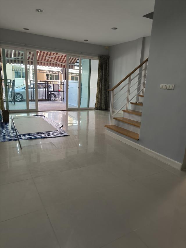 ให้เช่าบ้านกลางเมือง พระราม 3 สุขสวัสดิ์ ทาว์โฮม 3 ชั้น ม.บ้านติดถนนใหญ่ ติด โฮมโปรสุขสวัสดิ์ รีโนเวทใหม่ 4