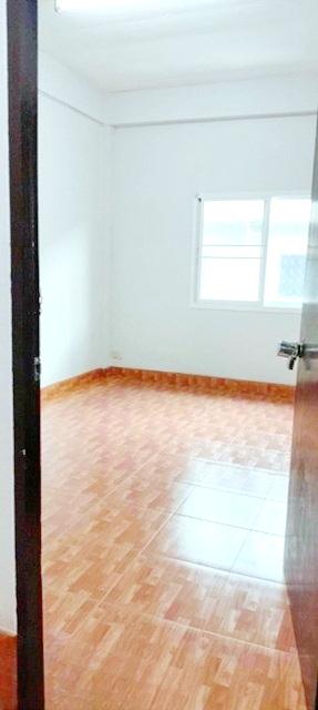 MRTคู้บอน 800ม. แม็คโคร รามอินทรา 200 ม. รพ.สินแพทย์รามอินทรา 300 ม. อาคารพาณิชย์ 4.5 ชั้น 2 คูหา 6