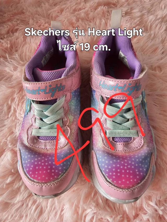 รองเท้าหุ้มส้นเด็ก ส่งต่อมือสอง สภาพดี ไม่มีตำหนิ ไซส์ในภาพ รูปย่อยที่ 2