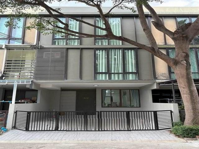PB5562 ขายทาวน์โฮม ย่านลาดปลาเค้า โครงการ อารียา ทูบี เกษตร-นวมินทร์ บ้านสวยรีโนเวทพร้อมอยู่อาศัย 