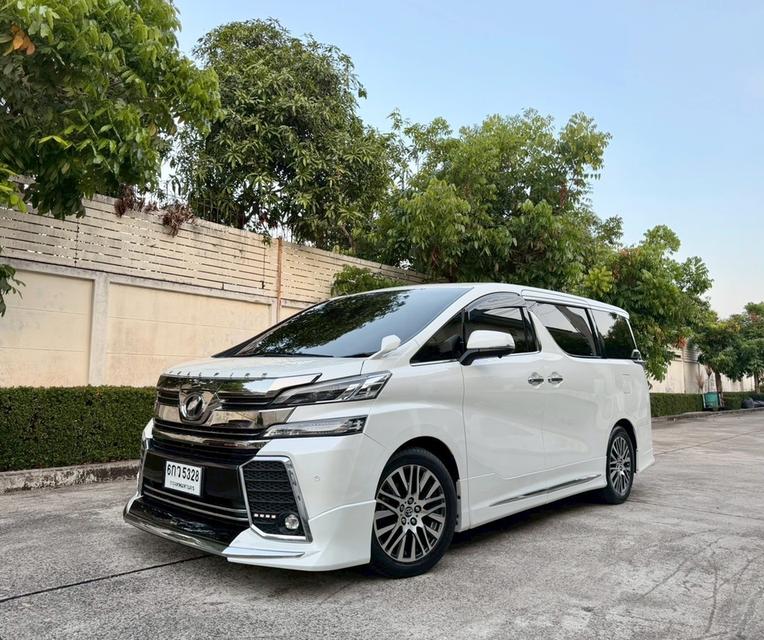 TOYOTA VELLFIRE 2.5 ZG PACKAGE ปี17 สีขาว เบนซิลไมล์ 80,000 แท้ประวัติศูนย์ราคาเพียง 1,390,000 บาท✅