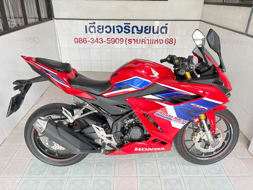 CBR150R ABS ผ่อนได้ ไม่ต้องค้ำ มีประกัน มีเก็บปลายทาง เอกสารครบ สภาพใสกริ๊บ ชุดสีไร้ริ้วรอย เครื่องเดิม วิ่ง6000 ปลายปี66