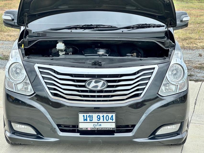 2016 Hyundai h1 15