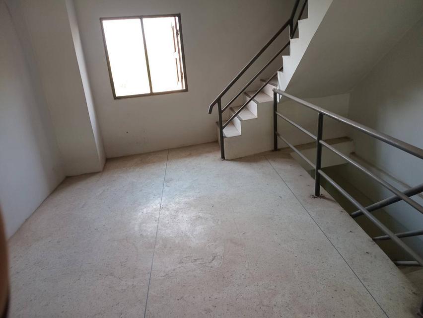 ขายอาคารพาณิชย์ กลางเมืองแก้งคร้อ 2