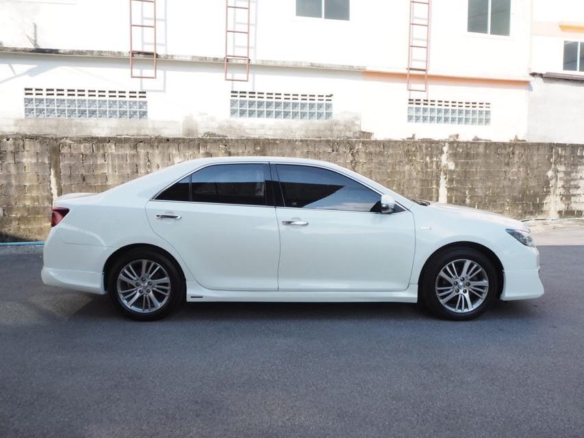 TOYOTA CAMRY 2.0 G EXTREMO ปี 2014 5