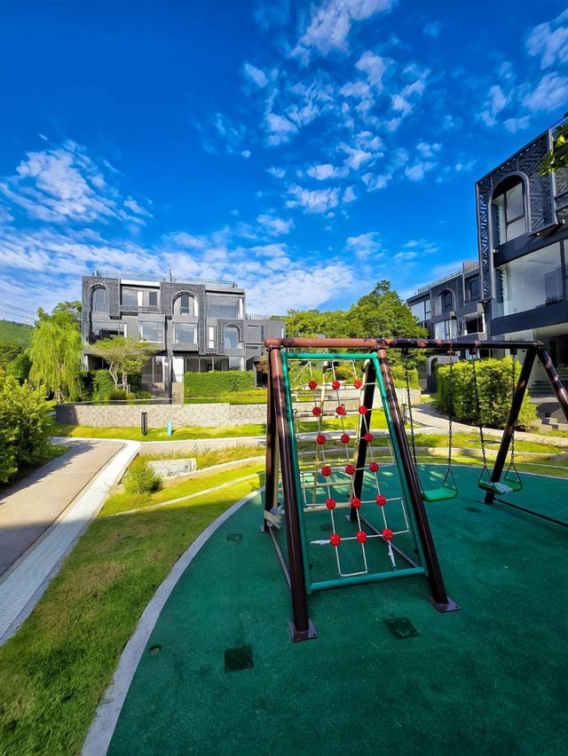AVACONIC Penthouse Residence 3