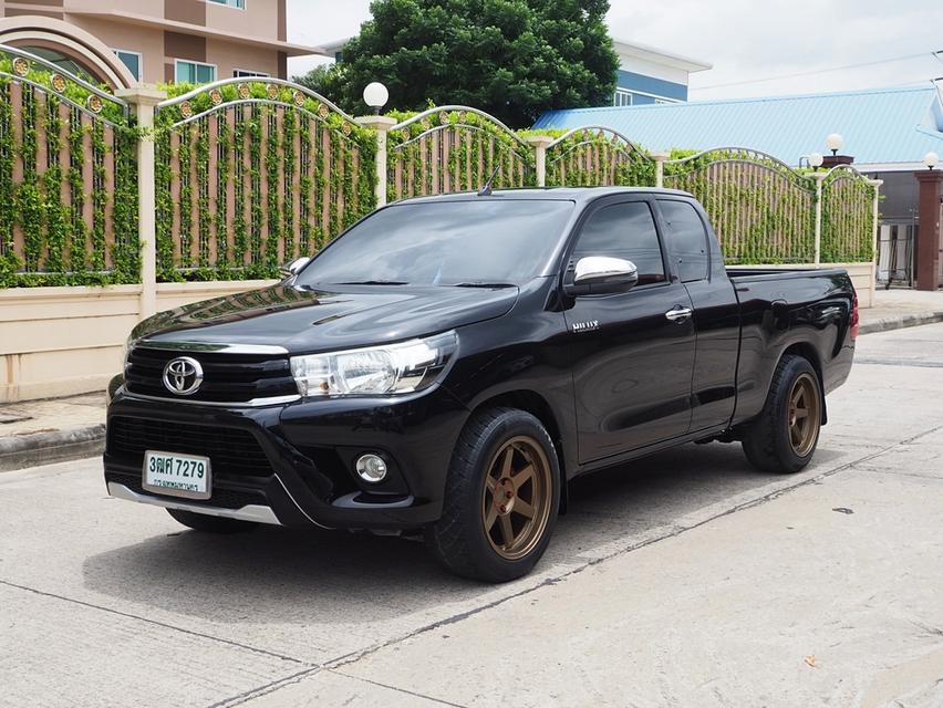 TOYOTA HILUX REVO SMART CAB 2.4 E ปี 2018 เกียร์MANUAL สภาพนางฟ้า 2