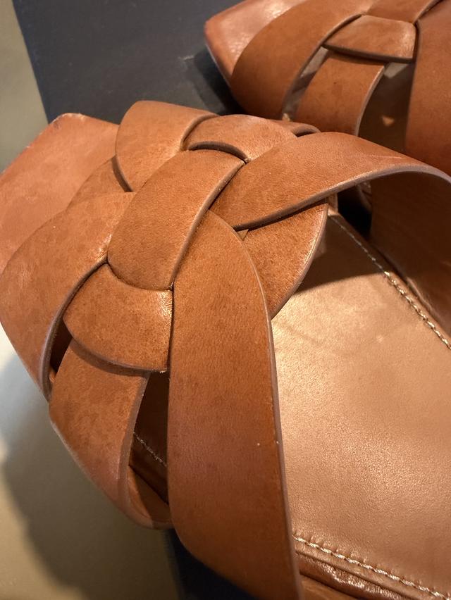 YSL Sandal size 36 อุปกรณ์ครบ พร้อมส่ง รูปย่อยที่ 3