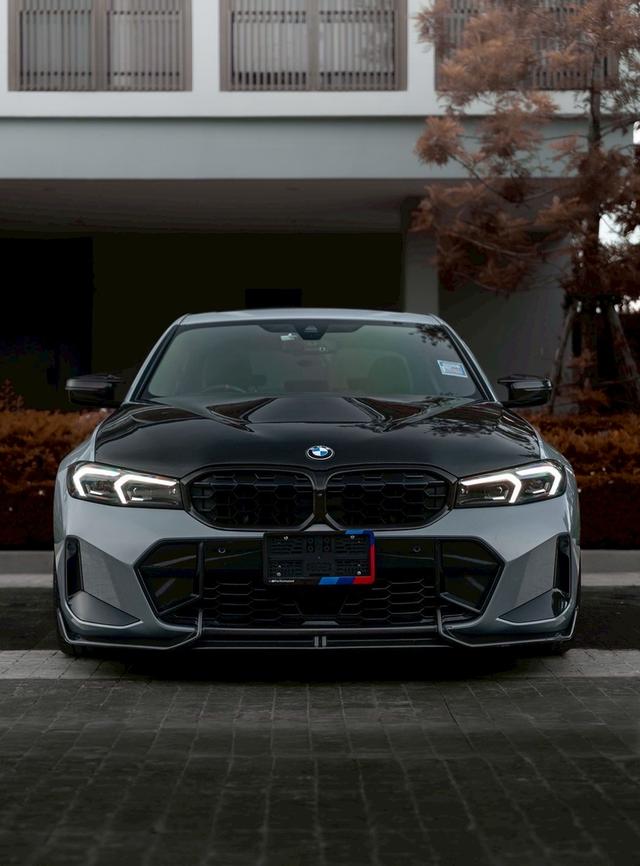 BMW 340i M 2023 performance x drive 3