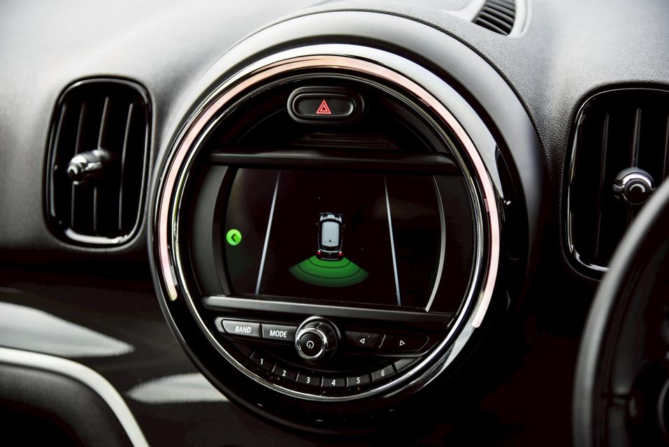 รหัสรถ CBL1004 MINI Cooper S Countryman 2.0 Entry F60 AT 2020 16