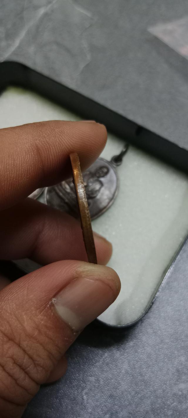 พระหลวงพ่อคูณ ปริสุทโธ รุ่น 72 ปีแซ่ยิด 6 รอบ วัดบ้านไร่ ปี2537