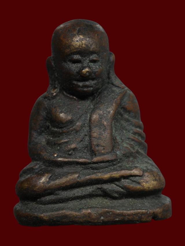 รูปหล่อโบราณหลวงพ่อเงิน พิมพ์นิยม วัดบางคลาน จ.พิจิตร