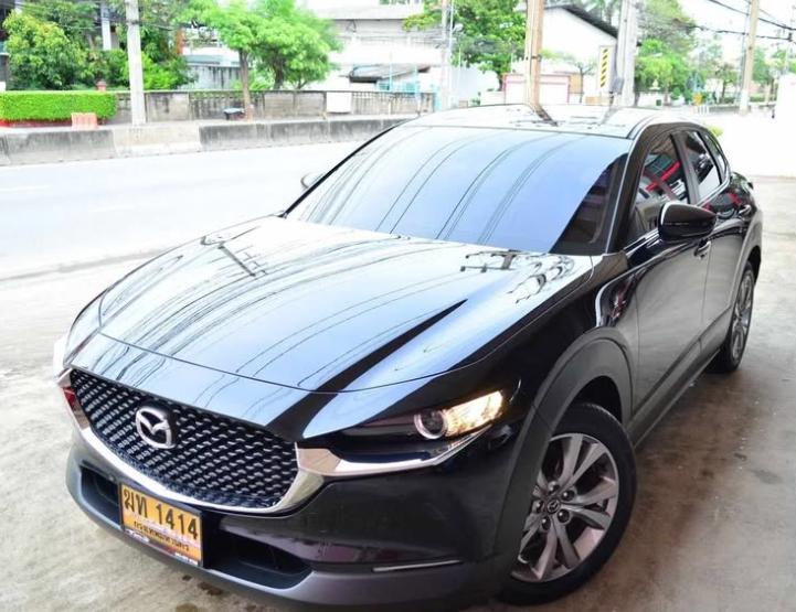 Mazda CX-30 สีดำ 3