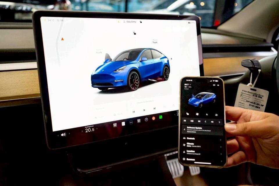 รหัสรถ PR41 Tesla Model Y Performance ปี 2023 16