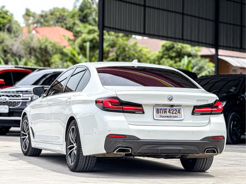 รหัสรถ WRT4224 2022 BMW SERIES 5 520d M SPORT โฉม G30ทปี17-24 (รุ่นครบรอบ50ปี) 5