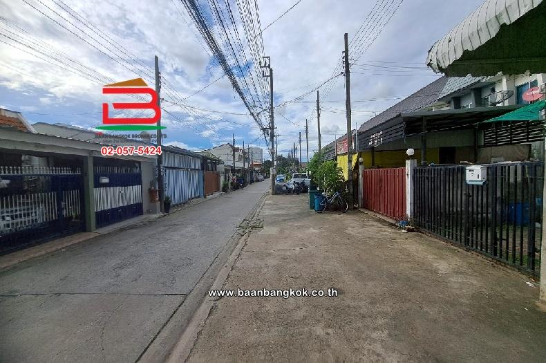 ทาวน์เฮาส์ นวมินทร์ 42 แยก 27 เนื้อที่ 26.6 ตร.ว ใกล้ชอคโกแลตวิลล์ แขวงคลองกุ่ม เขตบึงกุ่ม กรุงเทพมหานคร 2