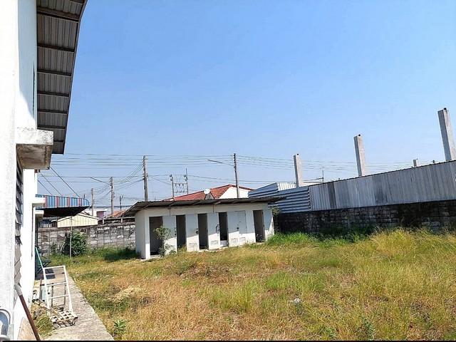 ขายและให้เช่าโรงงานบ้านบึงชลบุรีเนื้อที่ 3 ไร่ พร้อมดำเนินธุรกิจได้ทันที พร้อมใบอนุญาตประกอบกิจการโรงงาน รง.4 105,106 แล 5