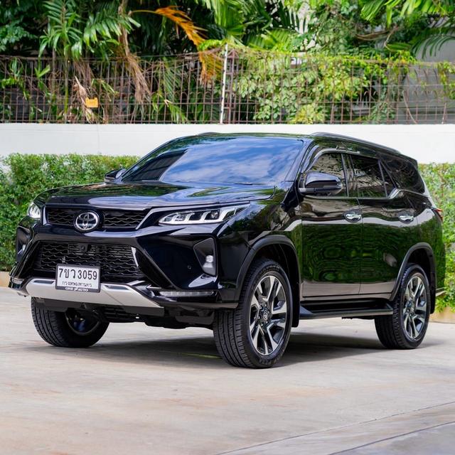 TOYOTA FORTUNER 2.4 LEGENDER BLACK TOP 2WD 2026Fortuner Legender Black Top หล่อสุด ทรงสปอร์ต ออฟชั่นเต็ม รูปย่อยที่ 2