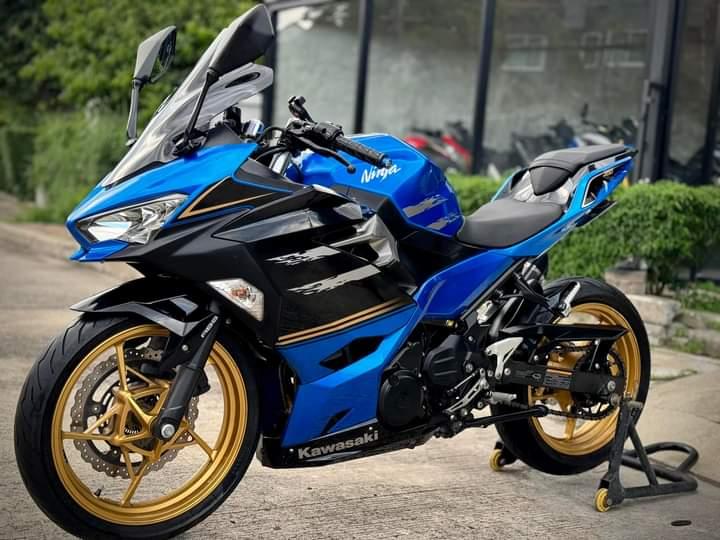 Kawasaki ninja 400 สีน้ำเงิน ดำ  2