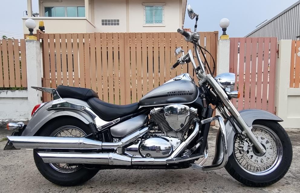 suzuki boulevard c50