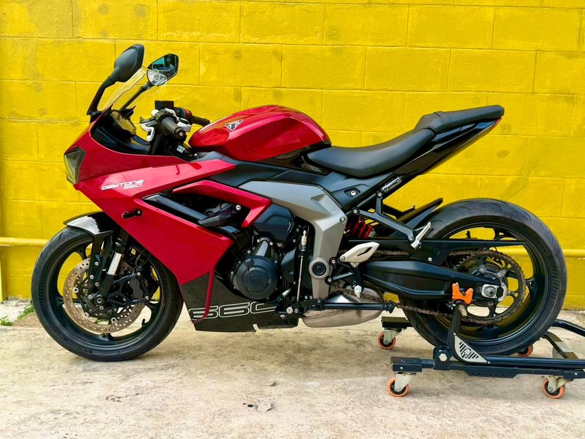 รถบิ๊กไบค์ Triumph Daytona 660 รูปที่ 3