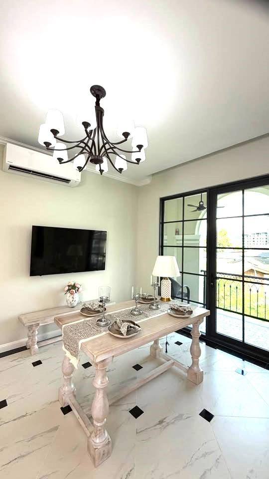 ✨ใช้ชีวิตแบบ Lux Living ในบ้านเดี่ยว 3 ชั้น ดีไซน์พรีเมียม พร้อมให้เช่าแล้ววันนี้ 12