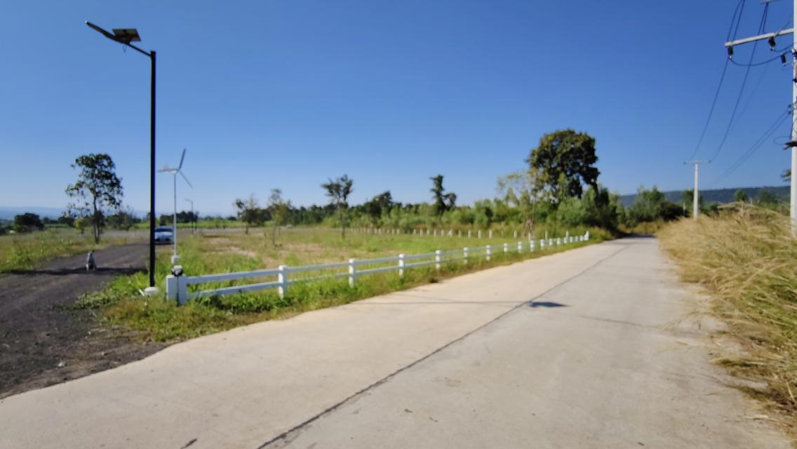 ที่ดิน " วิวภูเขา " อากาศดี ใกล้วังน้ำเขียว ใกล้ทางหลวง 304 วิวภูเขาลอมรอบ ภูหลวง ปักธงชัย นครราชสีมา มีให้เป็นเจ้าของอีก 5 แปลง เท่านั้น 5