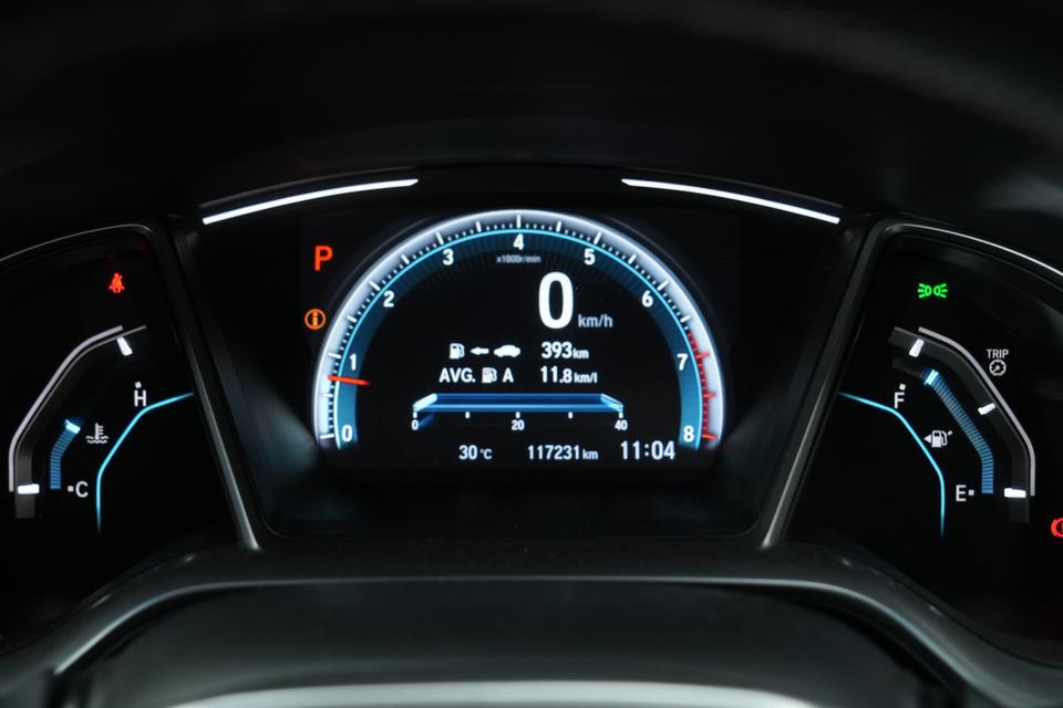 2020 HONDA CIVIC FC 1.8 EL i-VTEC สีขาว เลขไมล์ 117231 กม. 18