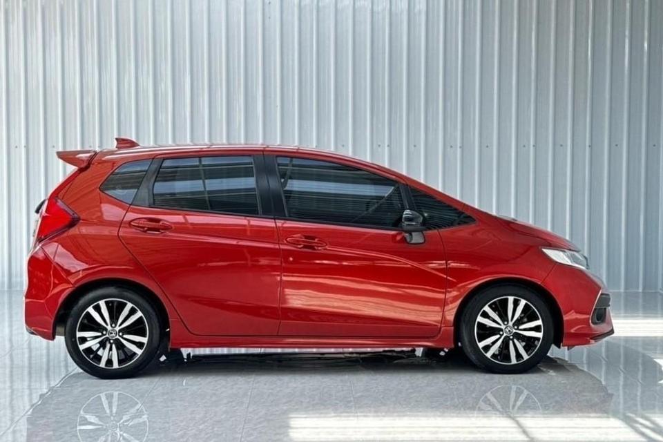 Honda Jazz 1.5RS A/T ปี2017 7