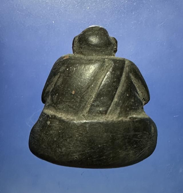 พระปิดตาเนื้อผงคลุกรักลอยองค์ ไม่ทราบที่ 8