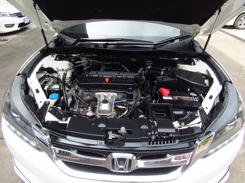 Honda accord 2.0EL/Navi 2011/Auto 1