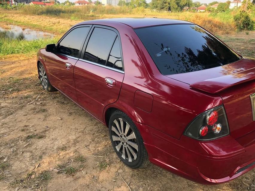 Ford Laser Tierra สีแดง ปี 2003 6