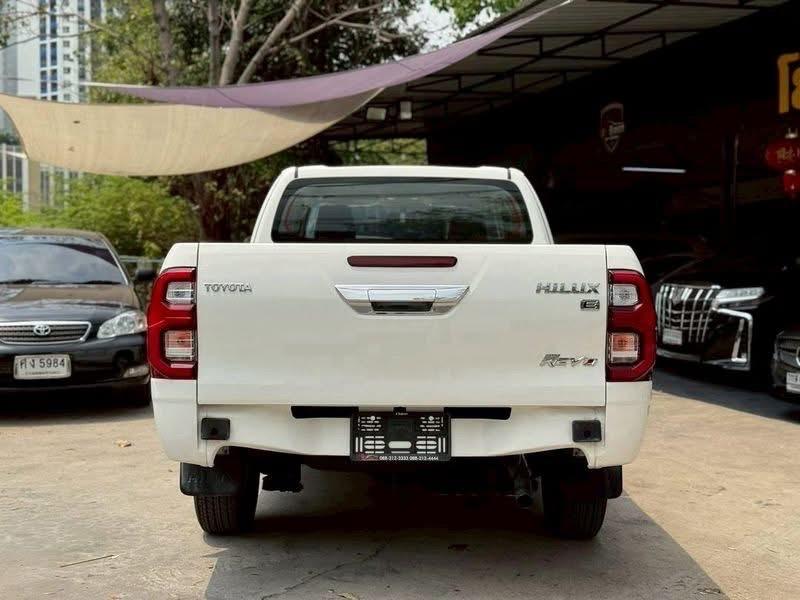 TOYOTA HILUX REVO 2.4 E SMART CAB 5MT ปี 2018 รูปย่อยที่ 4