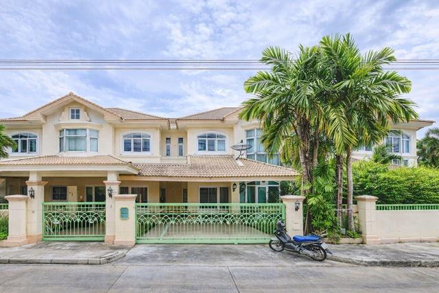 ลด25% ฟิวเจอร์พาร์ค รังสิต 3 กม. บ้านเดี่ยวหรู ให้เช่าและขาย ขนาดใหญ่ ฟังก์ชันครบ 4นอน 85ตรว. 285ตรม. 5น้ำ ดรีมเวิลด์ 4 1