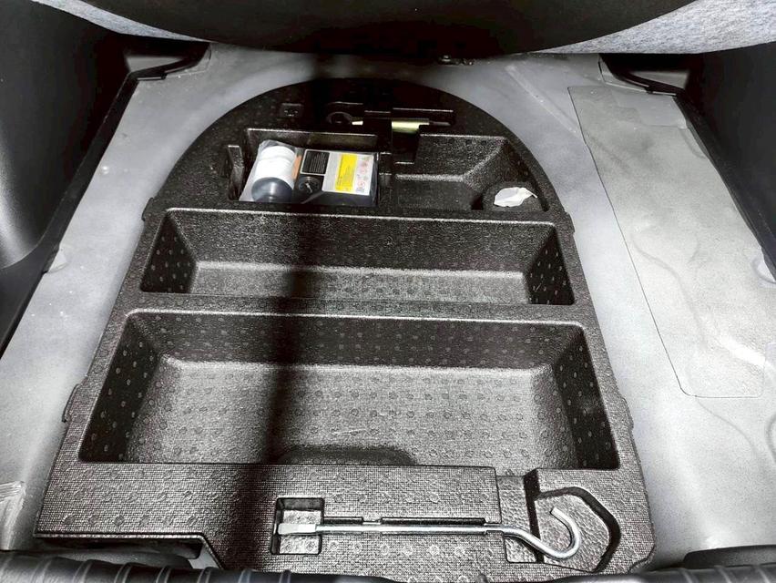 ขายรถ mazda2 1.3 ปี 2024 สีเทา เกียร์ออโต้ 19