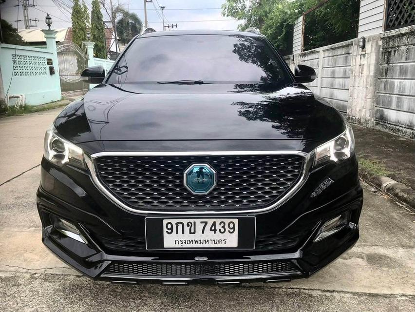 ผ่อน : 4,XXX. ZS 1.5 X sunroof ปี 2019รุ่นtop เครื่องเบนซิน 1,500 CCหลังคาpanoramic Push start. รถเจ้าของเดียว
