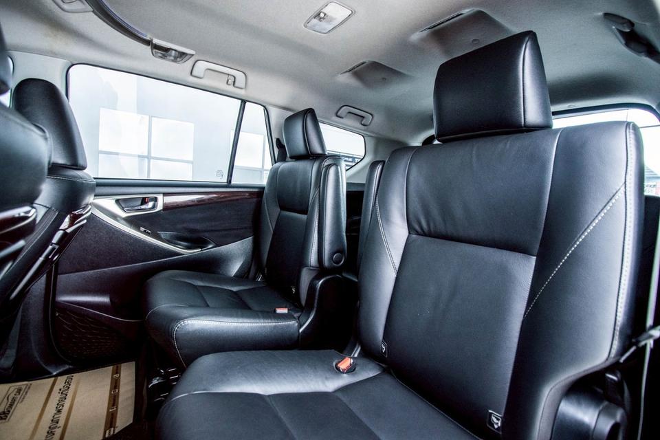  TOYOTA INNOVA 2.8 V CRYSTA 2018  9